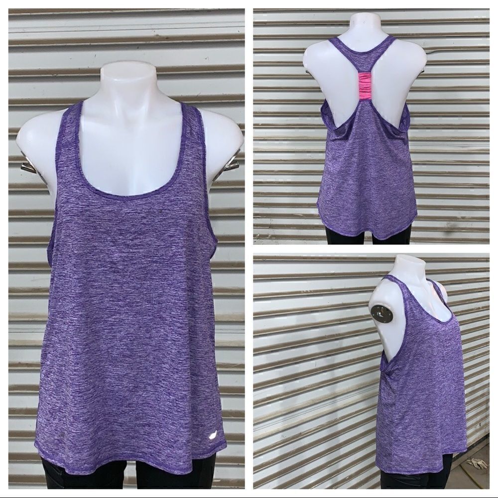 🛍️Avia workout top size XL.